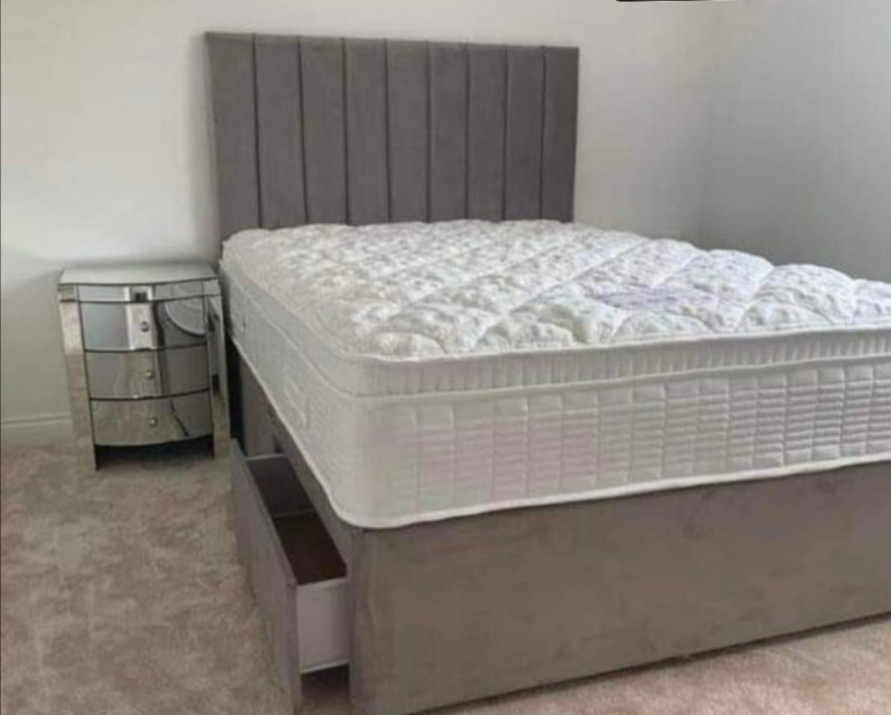 Oxbridge Multi Panelled Divan Bed